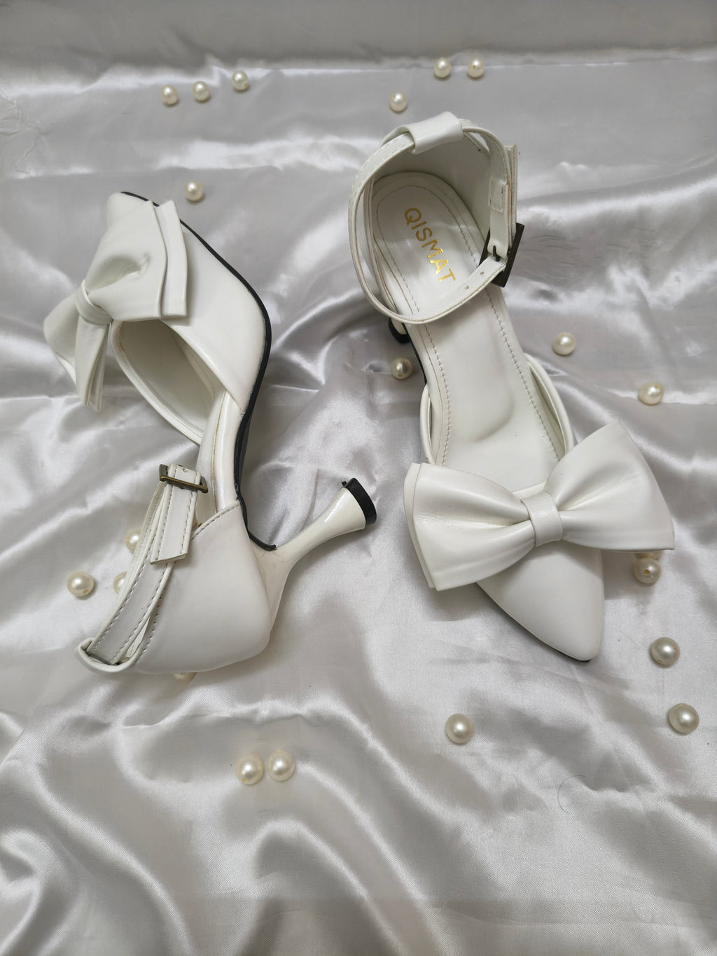 Qismat Elegant Women's Heels – Butterfly Knot in Black & White