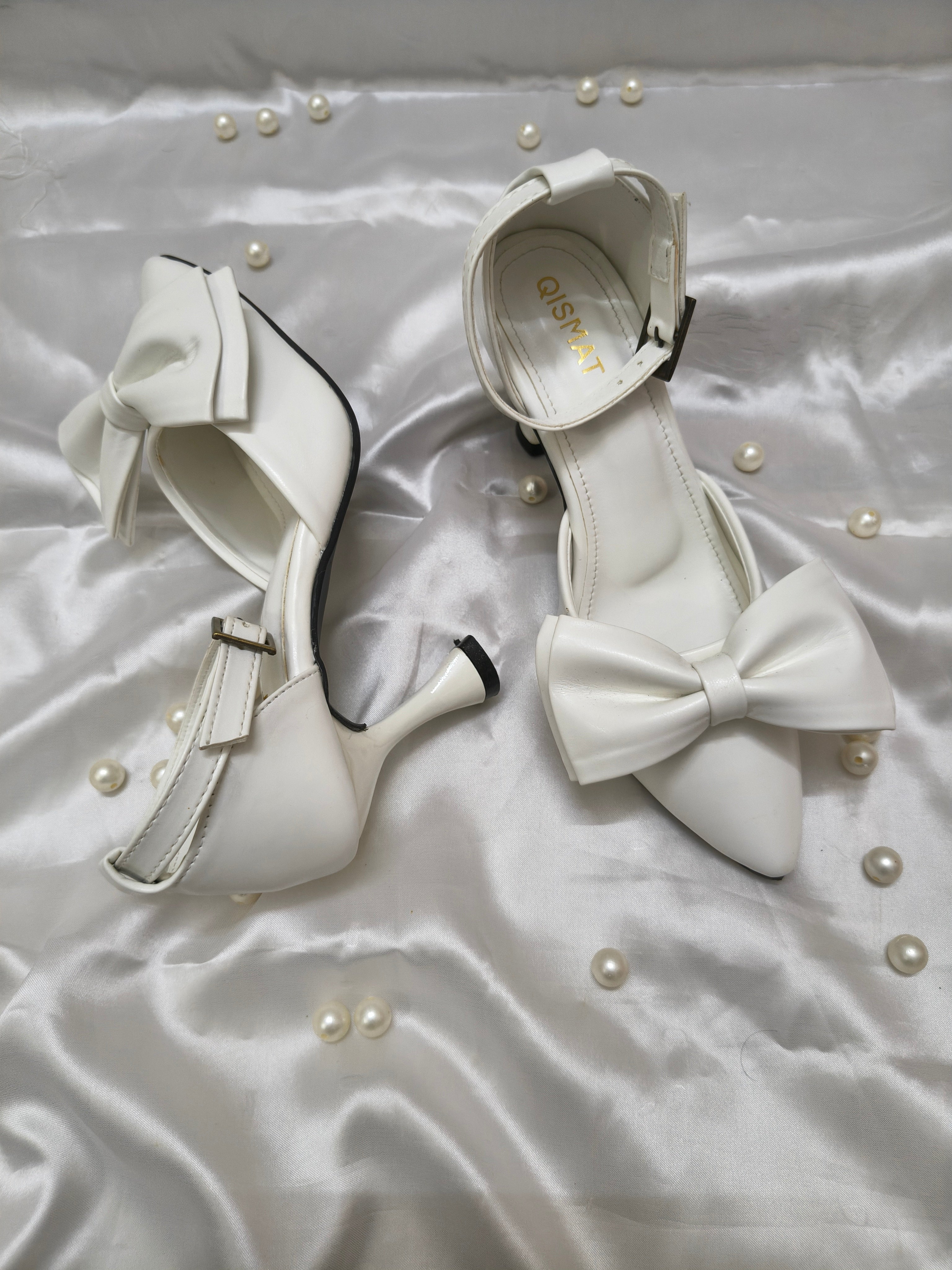 Qismat Elegant Women's Heels – Butterfly Knot in Black & White