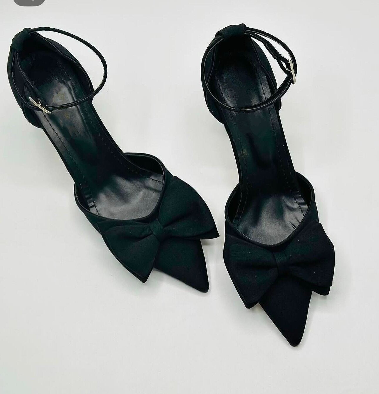 Qismat Elegant Women's Heels – Butterfly Knot in Black & White