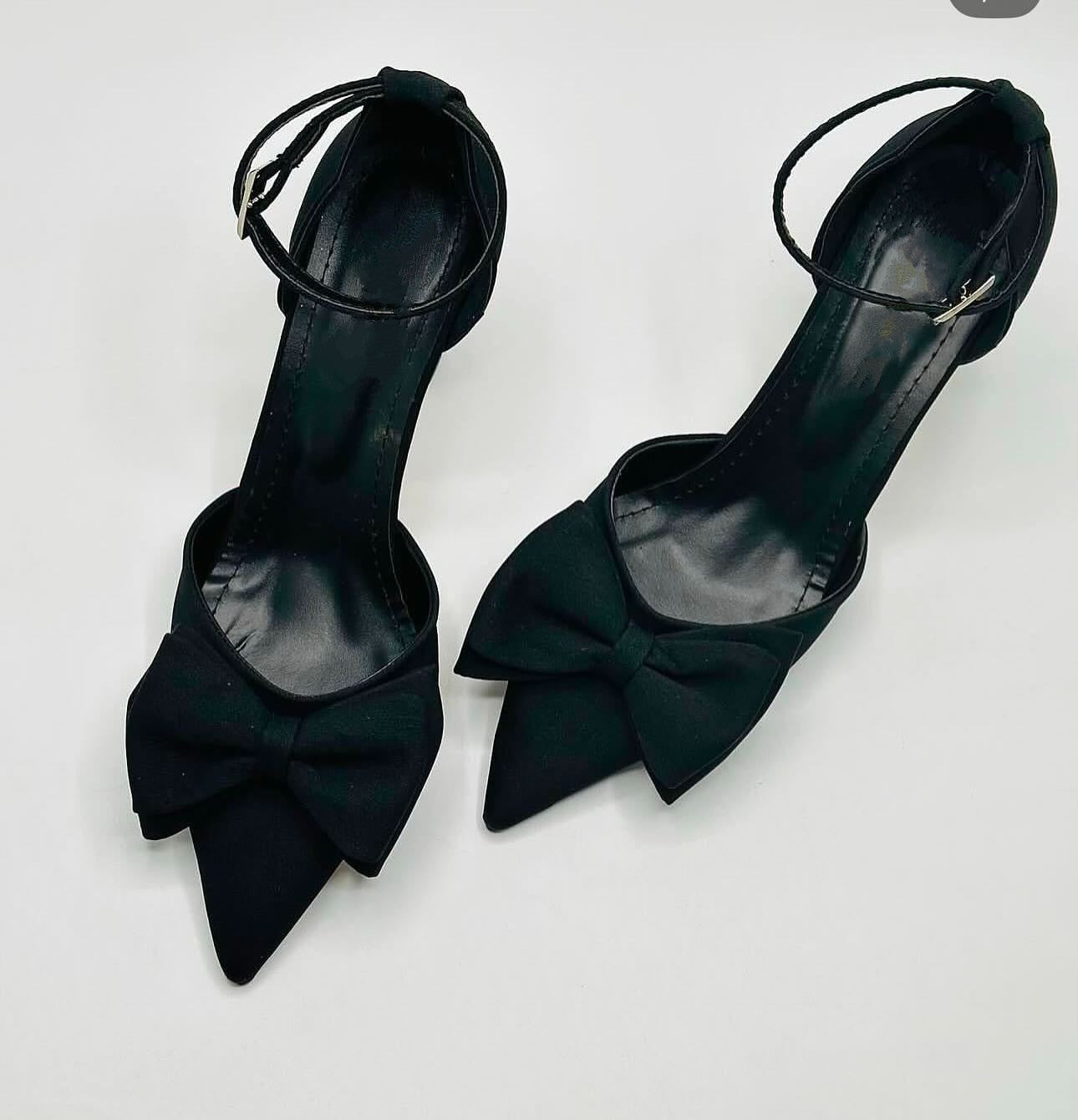 Qismat Elegant Women's Heels – Butterfly Knot in Black & White